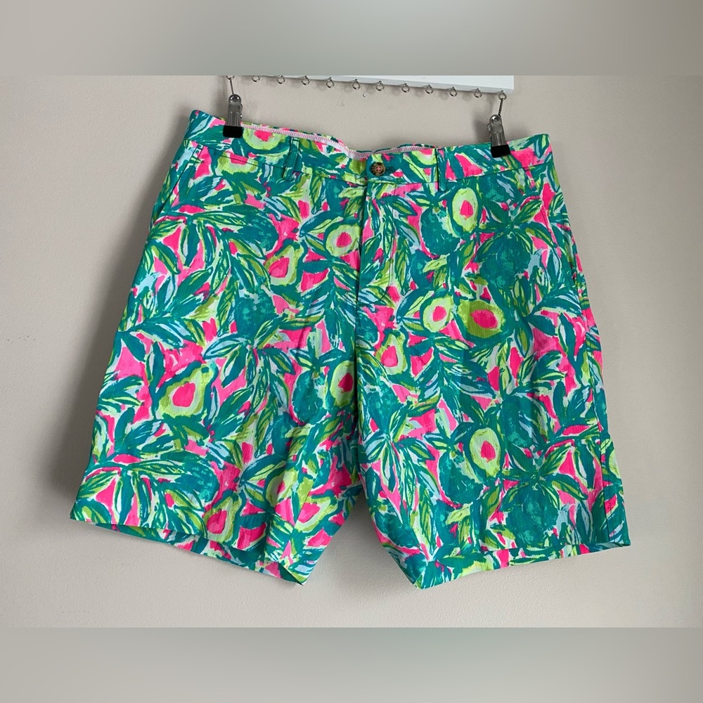 Lilly Pulitzer Men’s Beaumont Shorts 36